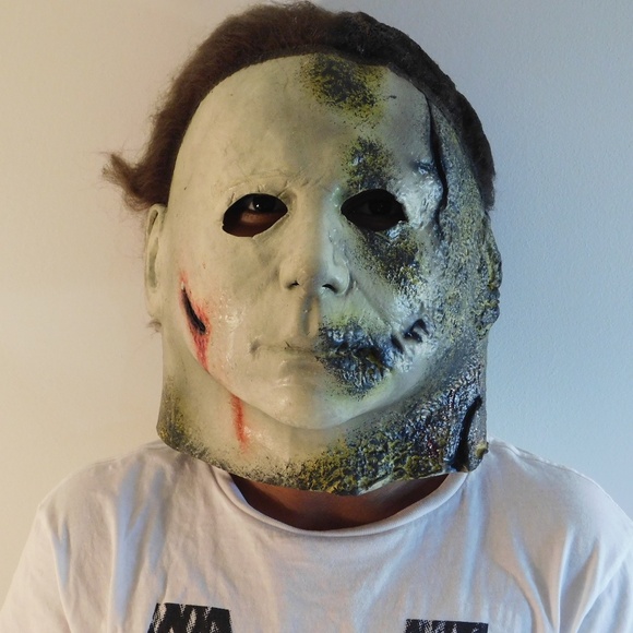 Michael Myers Halloween Mask – Horror Movie Collectible Latex Mask - Picture 6 of 6